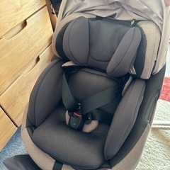 値下げしました 未使用品 子供用品 ベビー用品 コンビチャイルドシート 