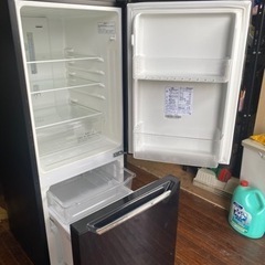 福岡市内配送設置無料　HR-D15AB 冷蔵庫 パールブラック [2ドア /右開きタイプ /150L]