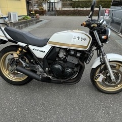 Kawasaki ZRX400 実働レストアベース