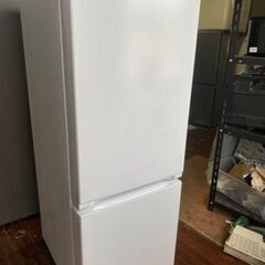 福岡市内配送無料　2022年式　YRZF15J ヤマダオリジナル ２ドア冷蔵庫 (156L・右開き) ホワイト