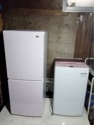 ✨激安価格✨2022年製セット‼️冷蔵庫洗濯機セット価格⚠️サクラピンク‼️旧鹿児島市内配送設置無料サービス可能‼️2〜3人暮らしでも丁度いい✨