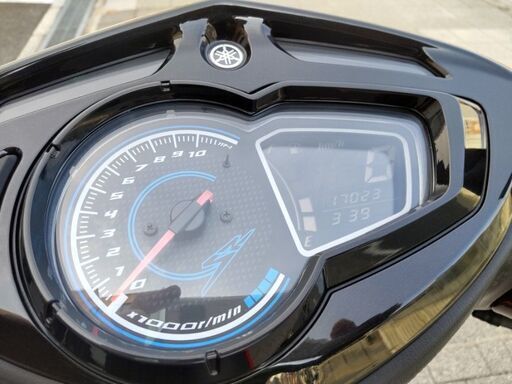 ヤマハ シグナスX SR 国内3型・バッテリー・ブレーキパッド新品