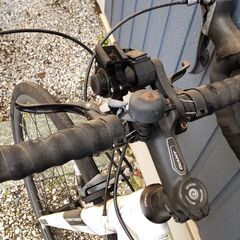 ジャイアント　CONTEND2　ホワイト