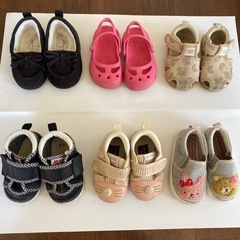 子供靴・サンダル　１足200円