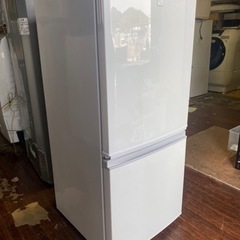 北九州市内配送可能　　シャープ 137L 2ドアノンフロン冷蔵庫 keyword キーワードホワイト SJ14E5KW