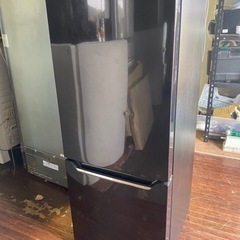 北九州市内配送無料 保証付き HR-D15AB 冷蔵庫 パールブラック [2ドア 