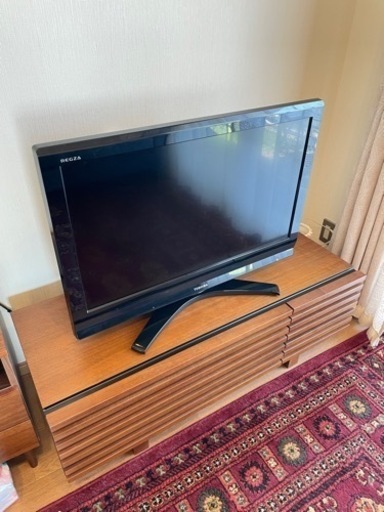 東芝　テレビ32型　REGZA 32C8000