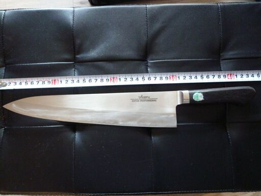 【越前・打刃物牛刀　300mm Takefu Knife Village】