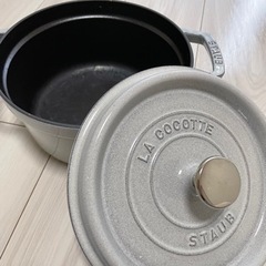 Staub ストウブ ピコ・ココット ラウンド  20cm