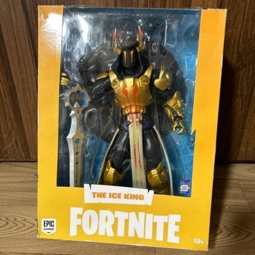新品　フォートナイト アイスキング 11インチフィギュア