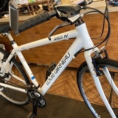 【LOUIS GARNEAU RSR-lV  前後タイヤ新品！】アルミフレーム　3×8速　700×28cクロスバイク　ホワイト