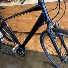 【PROGAR チェーン新品！】アルミフレーム　3×7速　700×32cクロスバイク　マットブラック