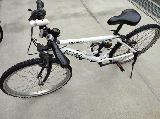 美品　ヘルメット付きクロスバイク 24インチ 6段変速 スキュワー式