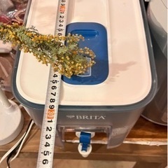 ブリタ浄水器4.85Lフィルターカートリッジ付