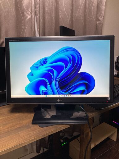 LG  D2770P モニター