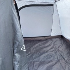 Coleman　タフワイドドームIV　ブラック／グレー色　グランドシート付きです Amazon.co.jp: Coleman 2190861 Tough Wide Dome IV/300 Hexa