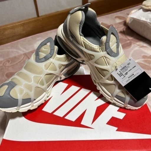 新品、再入荷‼️NIKE、AIR,KUKINI27.5cmアイボリーとグレーのコンビ‼️