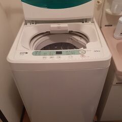 ヤマダ電機　17年製　洗濯機 台も付けます