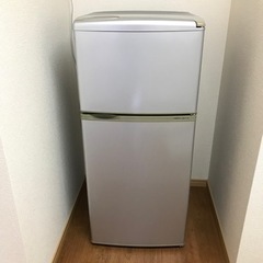 冷蔵庫　AQR-111B