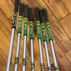 値下げ‼️‼️ブリジストン　ツアービーx-cbアイアンセット　４－Ｐ