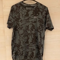 Tシャツ(UA・迷彩・M)