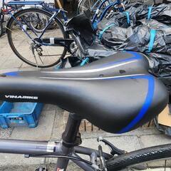 クロスバイク　７００ｘ２８ｃ　3x７変速　フレーム　アルミ　配達可能