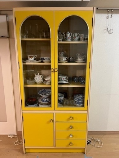 昭和レトロ　食器棚2万