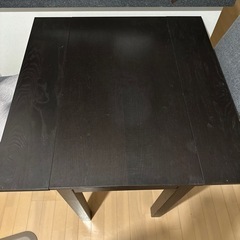 IKEAダイニングテーブルBJURSTA