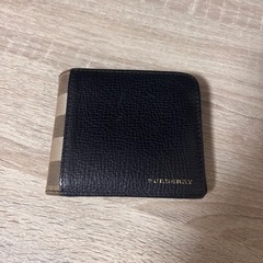 BURBERRY折りたたみ財布