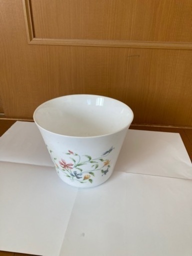 希少　花柄花瓶