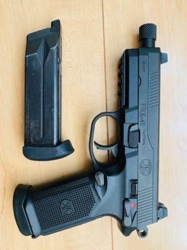 FNX-45   TACTICAL  ガスガン 美品