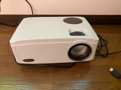 プロジェクター美品