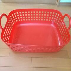 赤いランドリーバスケット洗濯カゴ