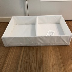 【無償】IKEA      仕切りボックス4点（衣類など）