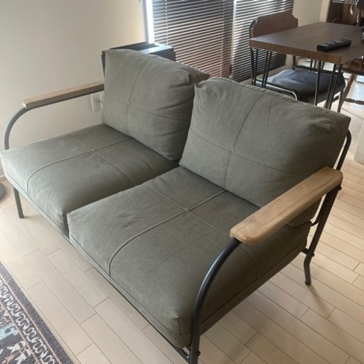 ほぼ新品　2人がけソファ　 bueno sofa 2p