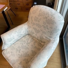 ローラ・アシュレイのソファ