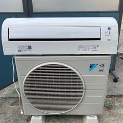 Panasonicクーラー2.8K 12畳用CS-J281C-W 2011年製城間倉庫で保管