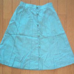 MEO グリーンのスカート　W60  丈54  中古品