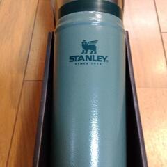 新品【STANLEY】(スタンレー) 
クラシック真空ボトル 