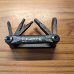 【自転車関連用品】LEZYNE　V PRO　マルチツール