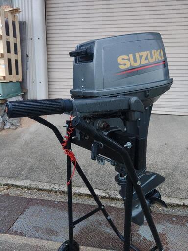 【値下げしました】船外機スズキDT9.9 S足 15馬力改 少々難あり