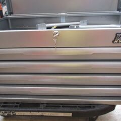KTC　ケーティーシー EKR-1004　トップチェスト　中古品　工具箱　【ハンズクラフト宜野湾店】 KTC ケーティーシー EKR-1004 トップチェスト 中古品 工具箱 【ハンズ