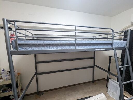 IKEA　ロフトベッド