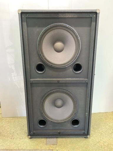 大型スピーカー !広い室内、屋外でもAMPEG SVT-215E 【楽器高価買取アールワン田川】 大型スピーカー !広い室内、屋外でもAMPEG SVT-215E 【楽器高価
