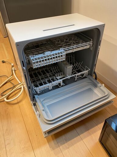 Panasonic 食器洗い乾燥機 食洗機 NP-TH4-W （5人用サイズ