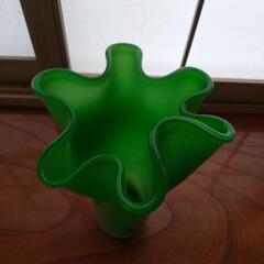 最終価格！緑のガラス花瓶