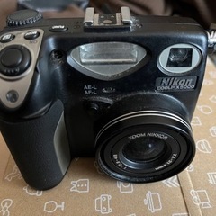 Nikon COOLPIX 5000 ジャンク品