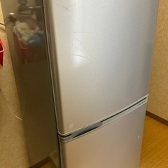 【ネット決済】AQUA製　小型冷蔵庫
