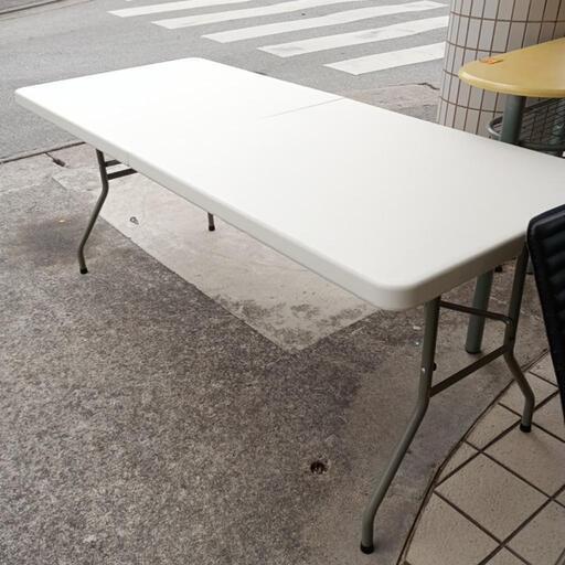 ☆折り畳みテーブル☆樹脂製