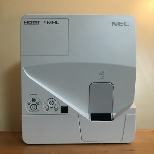 【超美品】NECプロジェクター　NP-UM351WJL ランプ350Hr